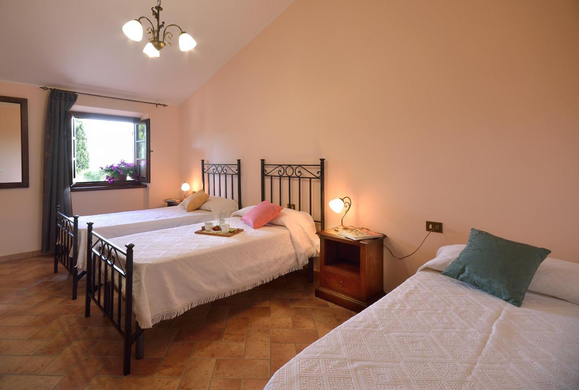 Agriturismo San Severo Passignano sul Trasimeno Room photo