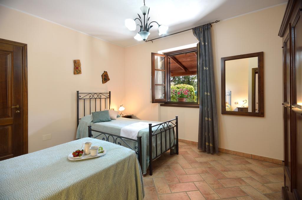 Agriturismo San Severo Passignano sul Trasimeno Exterior photo
