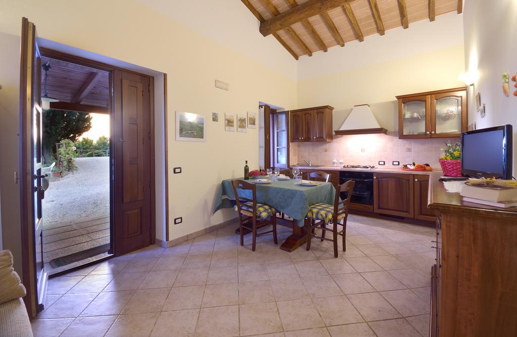 Agriturismo San Severo Passignano sul Trasimeno Exterior photo